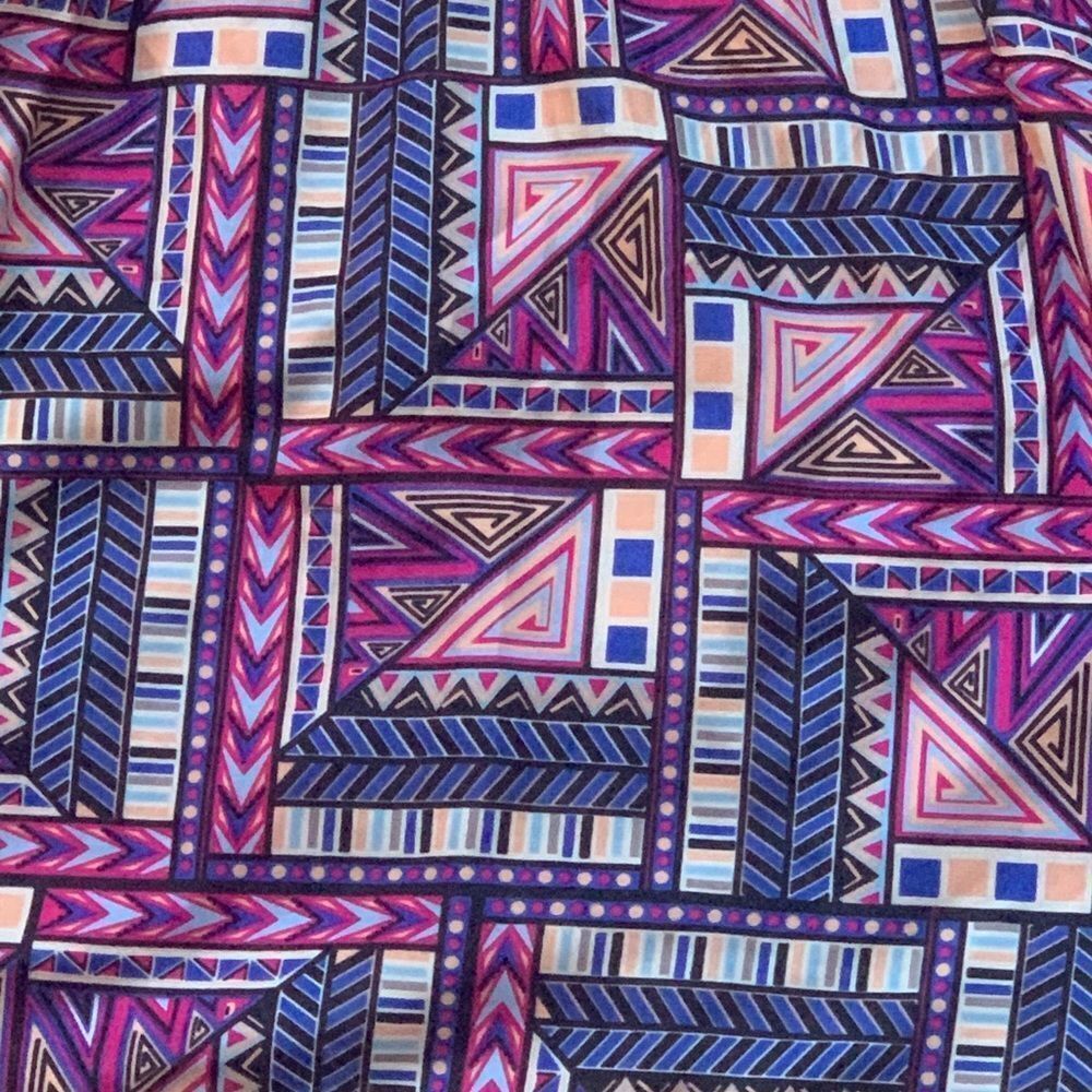 Charlotte Russe Dress Women's Medium Colorful Geometric Print Dress Front Cutout - Picture 13 of 13